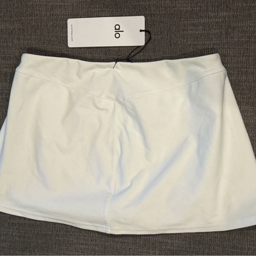 NEW ALO Yoga White Skirt